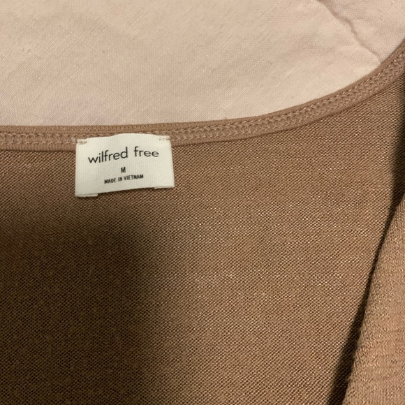 Aritzia zenith long sleeve - Picture 6 of 6